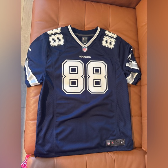 NFL Dallas Cowboys Dez Bryant Youth XL Jersey - Picture 1 of 8